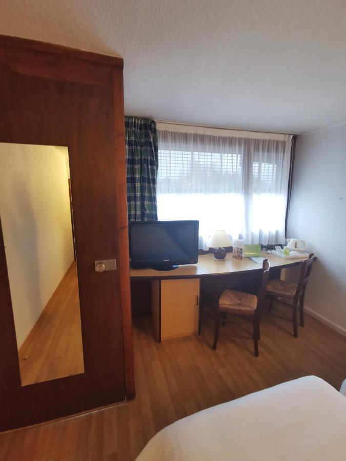 Hotel Restaurant Campanile Орийак Экстерьер фото