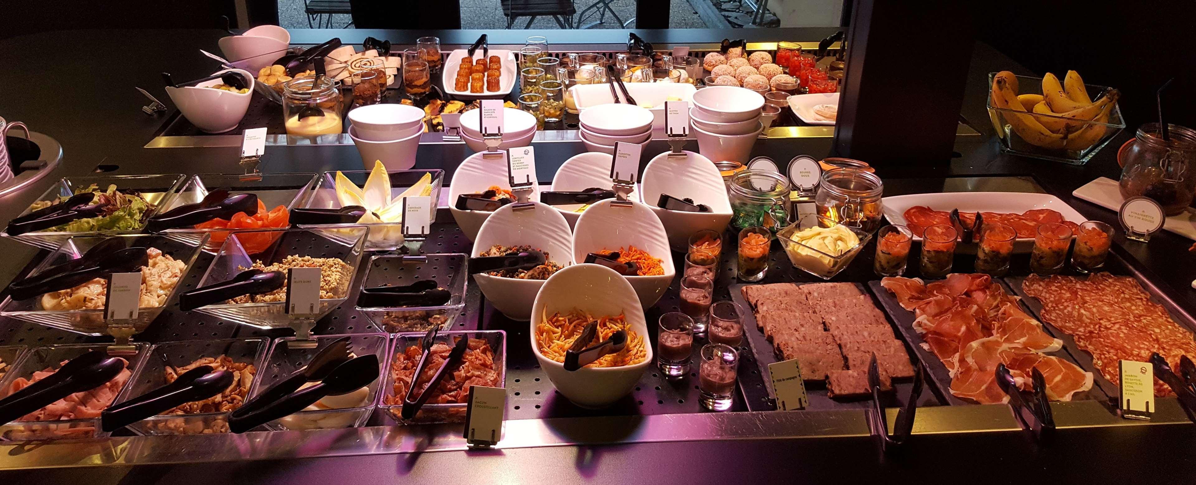 Hotel Restaurant Campanile Орийак Экстерьер фото