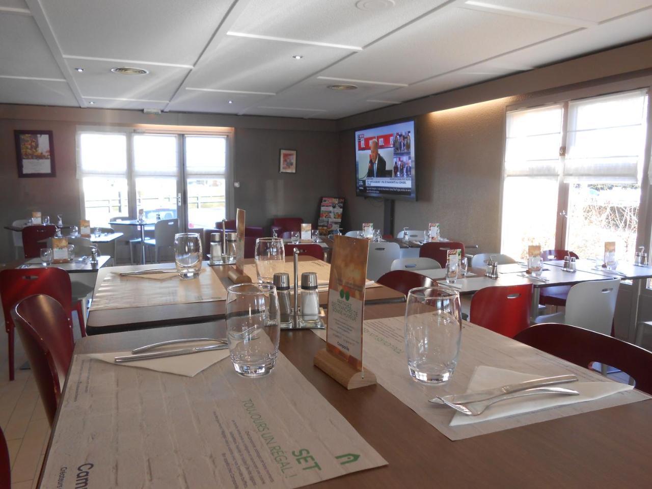 Hotel Restaurant Campanile Орийак Экстерьер фото